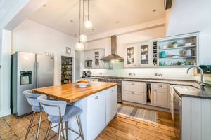 Photo 24- click for photo gallery